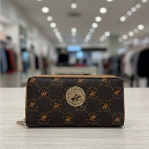 Beverly Hills Polo Club Brown Cosmetic Bag